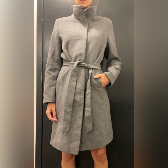 Uniqlo belted long coat - Picture 3 of 3